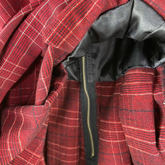 GO International Garnet Navy Cream Plaid Cowl Neck Exposed Zipper Belted Dress - Picture 7 of 9